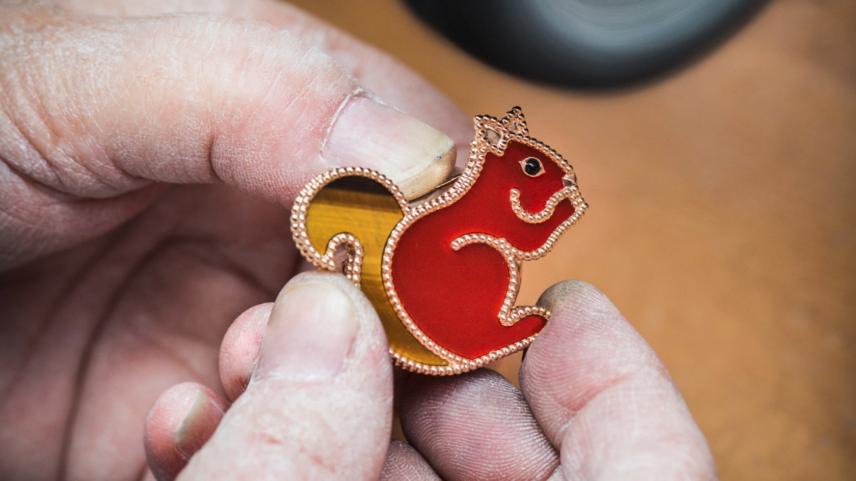 Final polishing, Lucky Animals Squirrel clip, rose gold, carnelian, tiger eye, onyx, Van Cleef & Arpels
